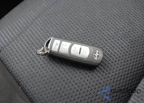 2016 Scion Ia z USA, uszkodzony, nr VIN 3MYDLBZV3GY111730